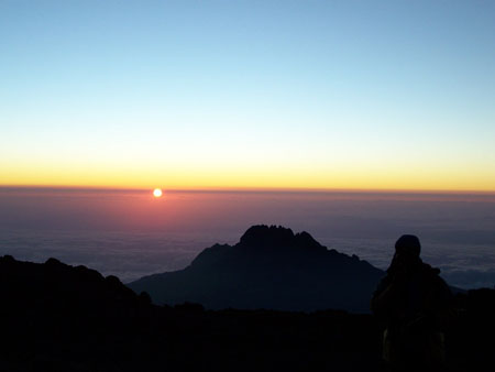 sunrise sur le volcan mawenzi
