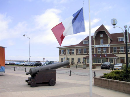 PLACE DU GENERAL DE GAULLE