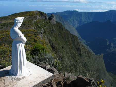 Statue