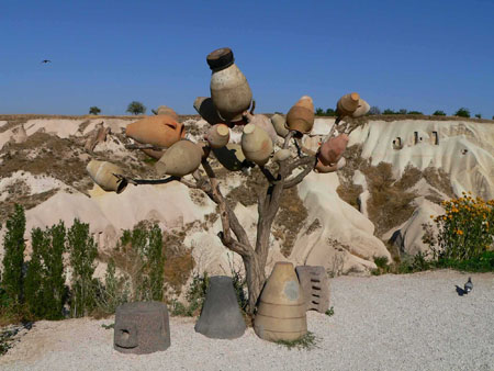 l'arbre aux cruches