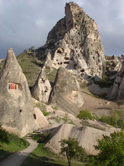 Uchisar - Mont�e vers le Kale