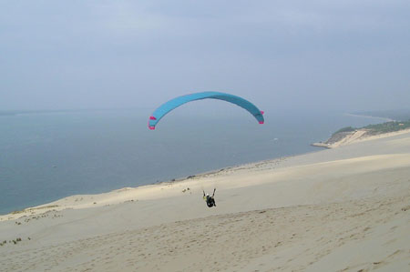 Deltaplane � la dune du Pyla