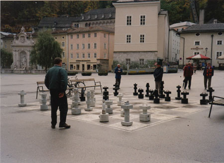 �checs dans la place 