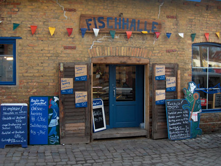 Poissonnerie sur le port de Stralsund