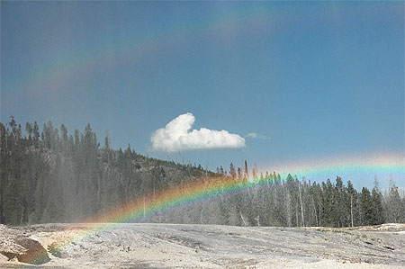 Arc en ciel sur la Midway Geyser Basin