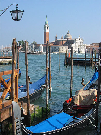 Gondoles et �le San Giorgio