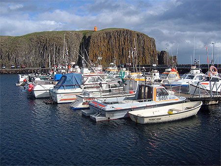 Le port de Stykkish�lmur
