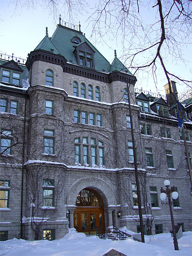 hotel de ville