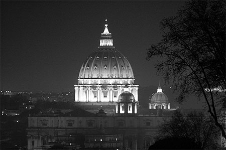 Saint-Pierre de nuit