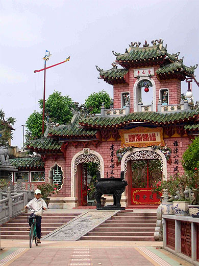 Temple Cam Pho