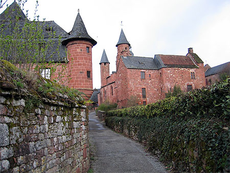 Le village rouge