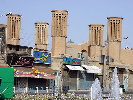 Tours d'a�ration � Yazd
