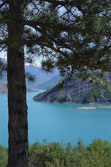 Lac de Serre Pon�on