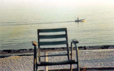 Chaise bleue