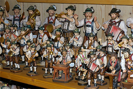 Figurines folkloriques