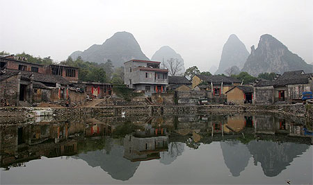 Petit village � c�t� de Yangshuo