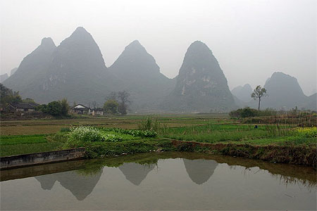 Petit village � c�te de Yangshuo