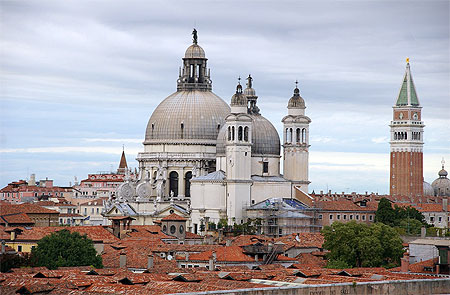 Campanile et Sta-Maria della Salute
