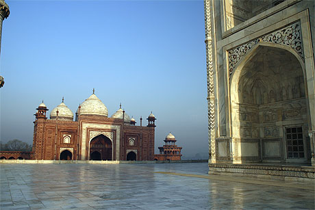 Parvis du Taj Mahal