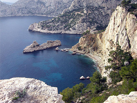 Calanque de la Pierre Tomb�e