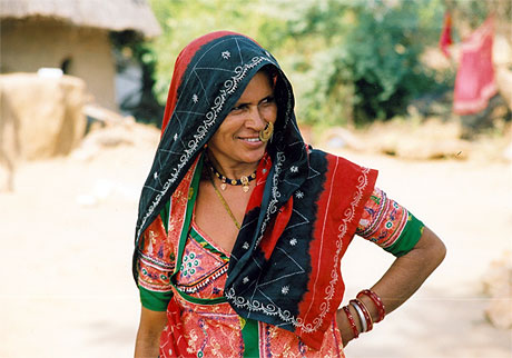 Femme de la communaut� Bishno�
