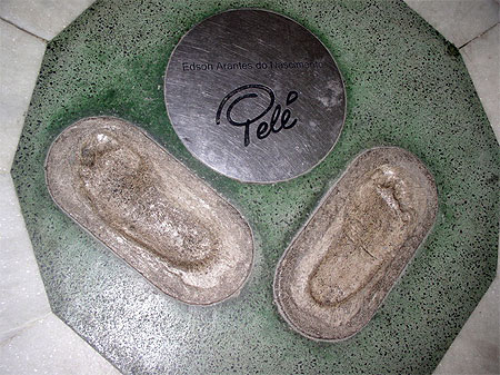 Empreintes de pieds ... Pele