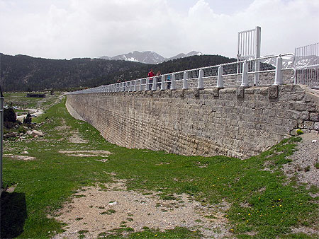 Le barrage du lac des Bouillouses