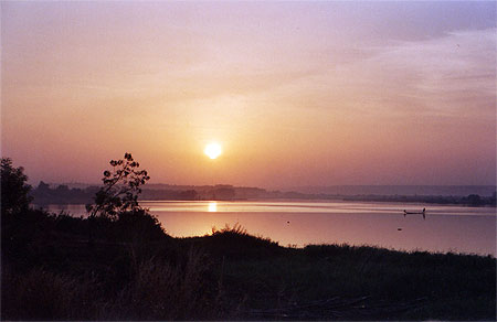 Coucher de soleil sur le fleuve Niger