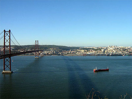 Lisbonne, au bord du rio Tejo