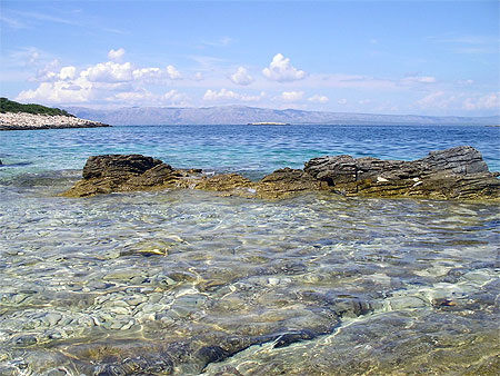 Plage sur �lot de Proizd