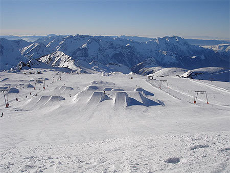 Les tremplins du 2nd snow-park des 2 alpes