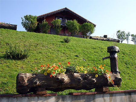 Un des charmants chalets du domaine