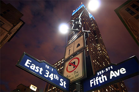 Empire State Building crossroad