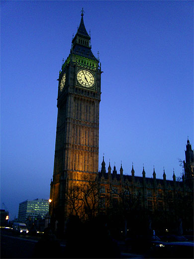 Big Ben la nuit