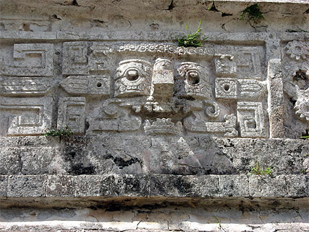 Chichen Itza Le Dieu Tchak