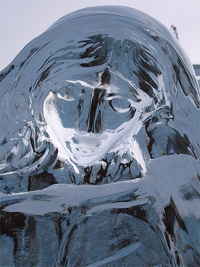 Statue de glace