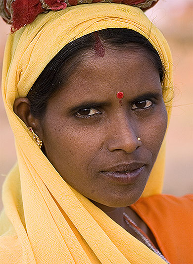 Femme � la foire de Pushkar