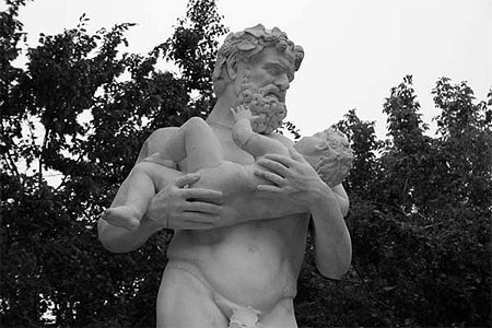 B�b� statue choy� !