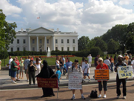 Protesters in front of the White House