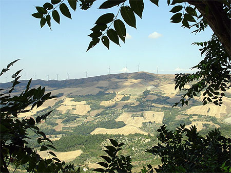 Vue sur le parc �olien de Lacedonia