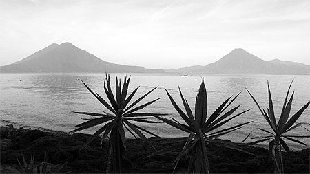 Atitlan en n&b