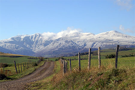 Vall�e de Chaudefour au loin