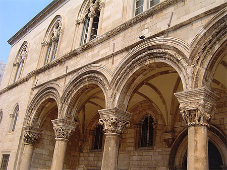 Le palais des recteurs