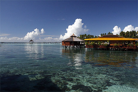 Sipadan water village