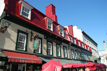 L'auberge au toit rouge