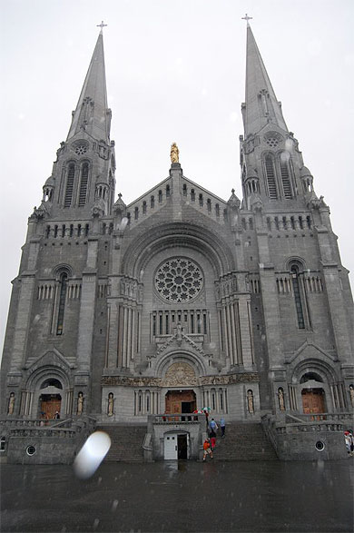 Cath�drale Sainte Anne de Beaupr�