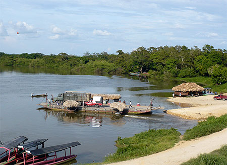 Traverser le Rio Pasion � Sayaxch�