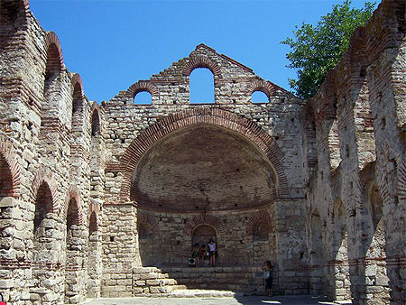 Ruine d'une basilique