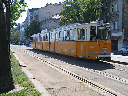 Tram 