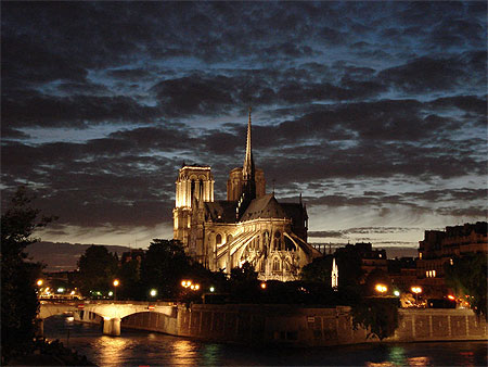 Notre-Dame un soir d'�t�